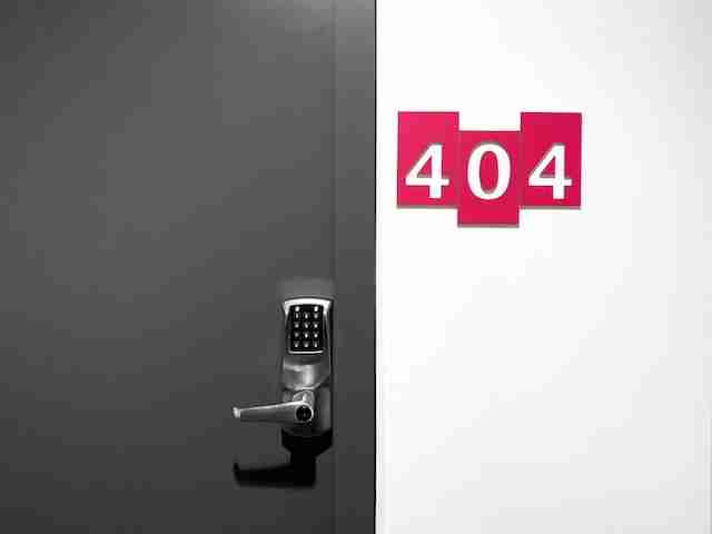 Photo: a hotel room number 404
